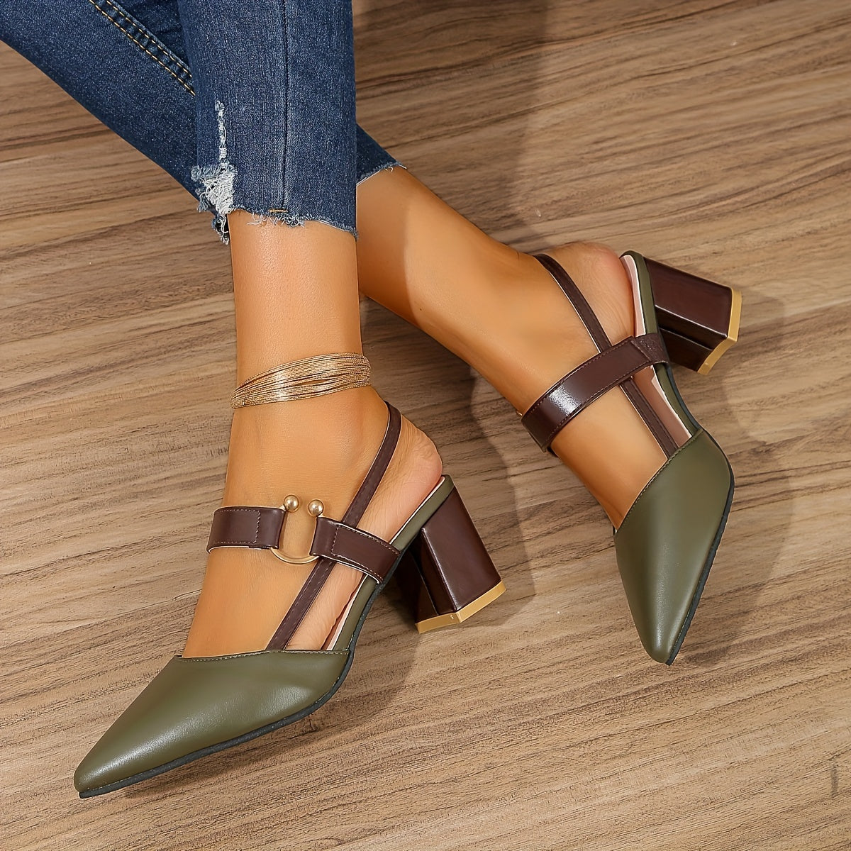 Claudette™ – Elegante und bequeme Pumps mit Riemen