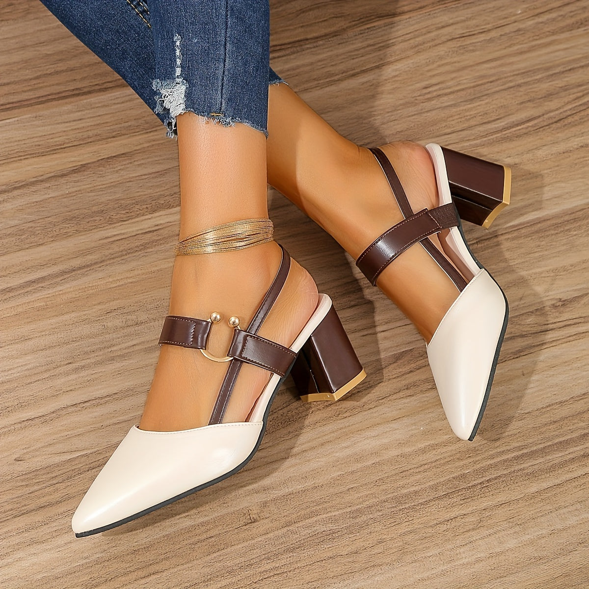 Claudette™ – Elegante und bequeme Pumps mit Riemen